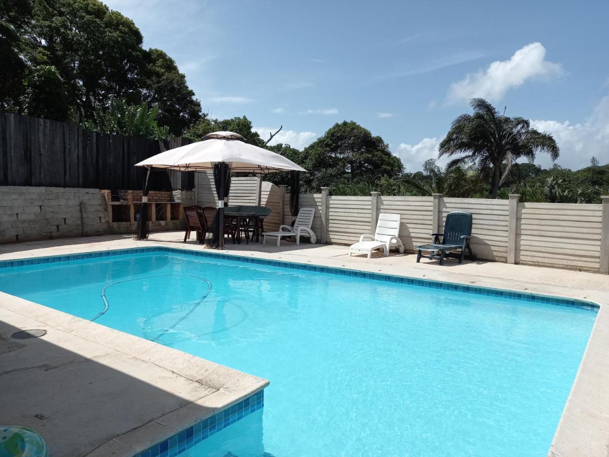 Poolside Guest House 谢普斯敦港 外观 照片