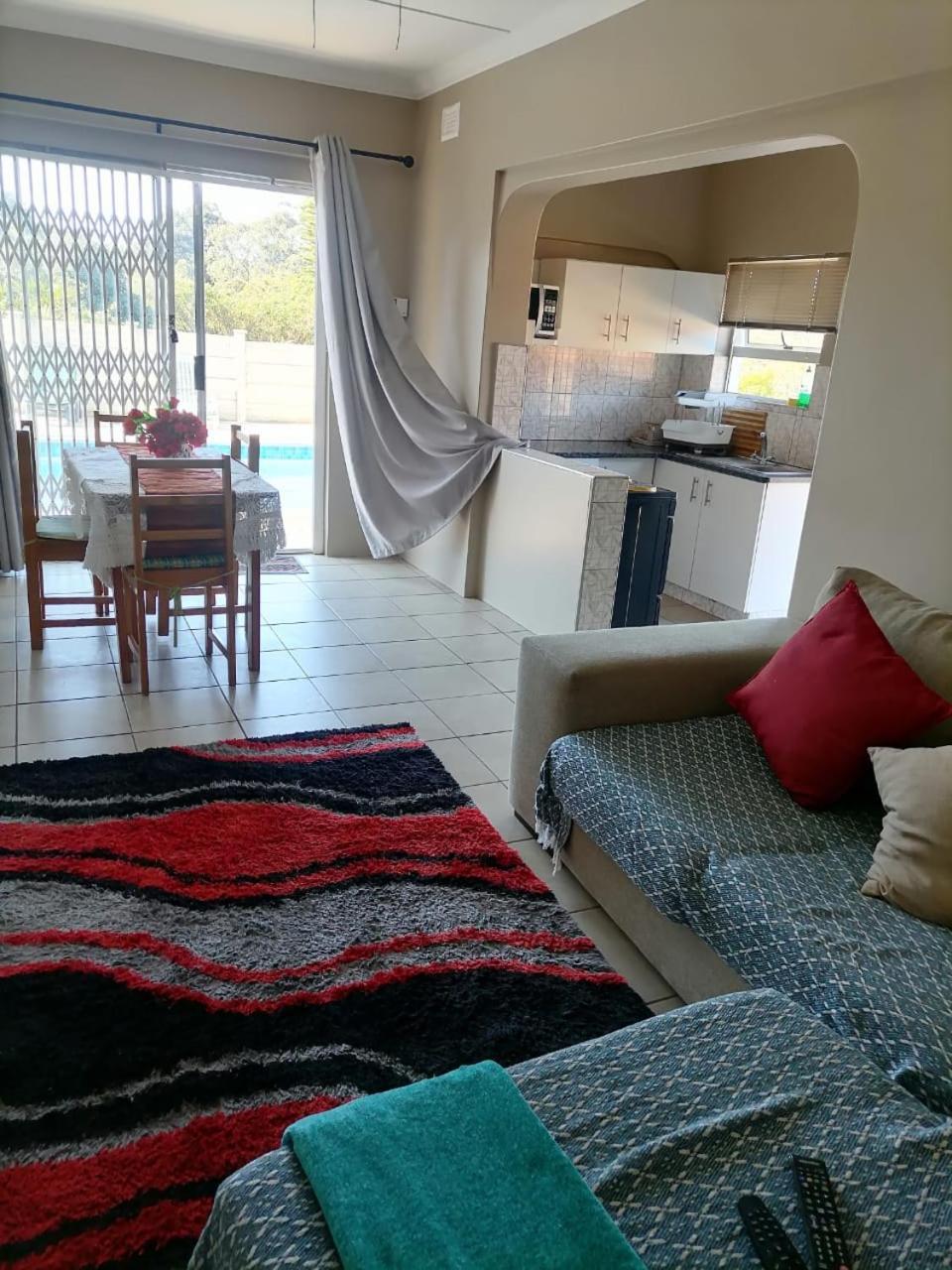 Poolside Guest House 谢普斯敦港 客房 照片